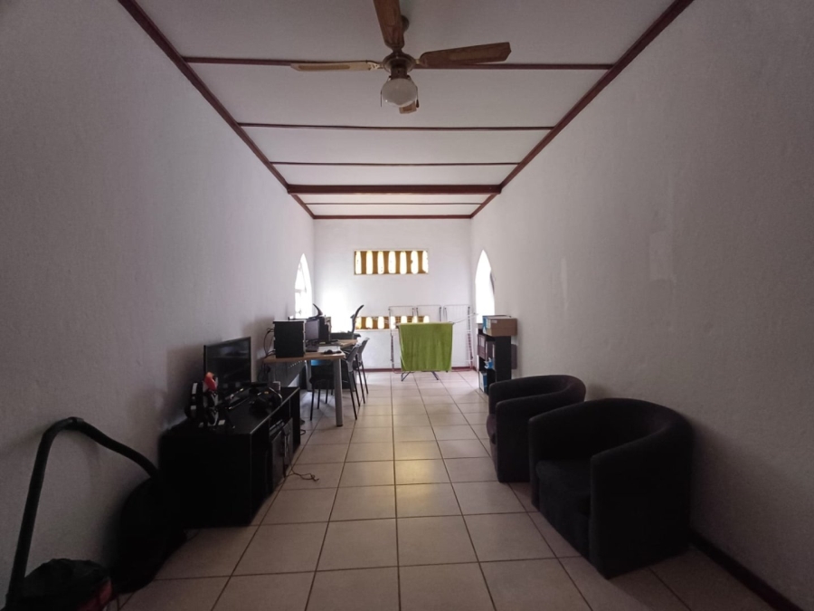 4 Bedroom Property for Sale in Flimieda North West